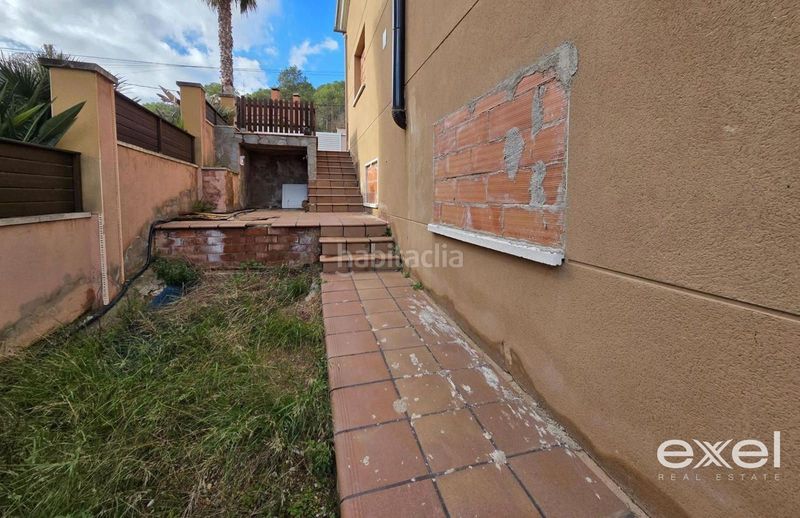 Foto b3268705-b6fe-4f22-934d-ab9aea40ca38. Casa amb aparcament a Canyelles