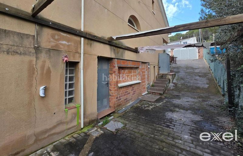 Foto d0e00600-7675-4624-b857-2b4b7e841671. Casa amb aparcament a Canyelles