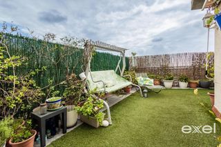 Dachwohnung in Pubilla Cases. Ático luminoso con gran terraza y vistas en hospitalet llob.