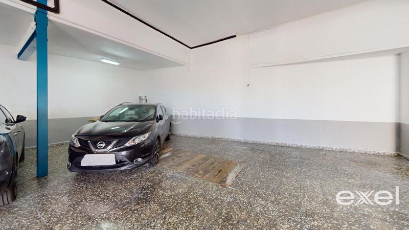 Foto 0702ad97-016f-4e45-b193-f2e8622e4a49. Casa amb aparcament a La Roureda Viladecans