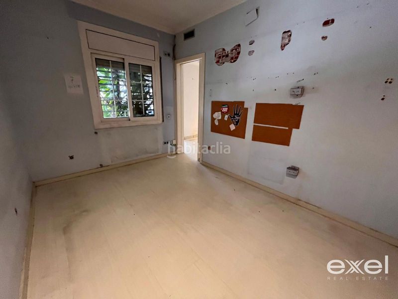 Foto 02a472c1-6633-43b5-8590-53bc98d9d8f1. Casa amb aparcament a Centre Prat de Llobregat (El)