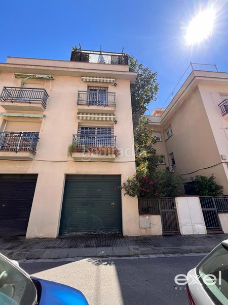 Foto 059ec2db-08f7-4866-b7ae-bfbe1e608553. Casa amb aparcament a Centre Prat de Llobregat (El)