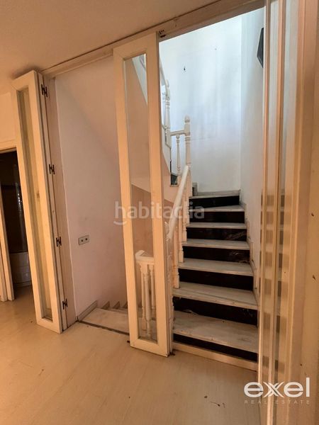 Foto 5212ba42-b37e-4b9d-98e1-f4842c51bb9c. Casa amb aparcament a Centre Prat de Llobregat (El)