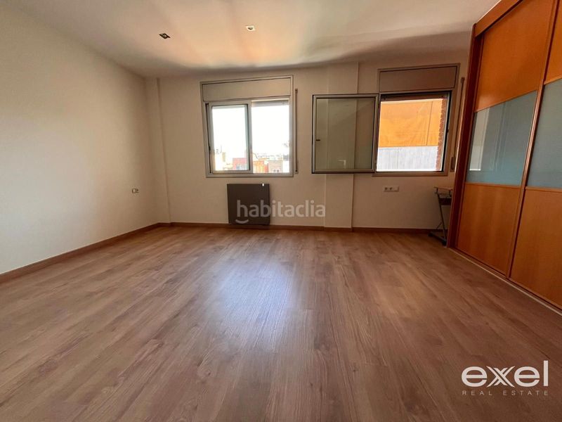 Foto 30083247-8839-4f9b-89a1-e5583ddb1d6d. Ático  dúplex de 4 habitaciones con terraza y parking en sant boi en Sant Boi de Llobregat