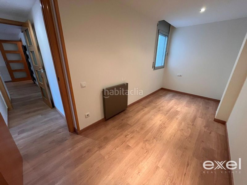 Foto 4861bdbd-29c4-4eea-b3a6-0a396e8be032. Ático  dúplex de 4 habitaciones con terraza y parking en sant boi en Sant Boi de Llobregat