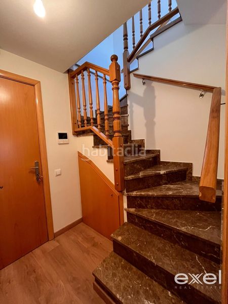 Foto b7d5ff7c-91e8-4290-b939-aff7a784703a. Ático  dúplex de 4 habitaciones con terraza y parking en sant boi en Sant Boi de Llobregat