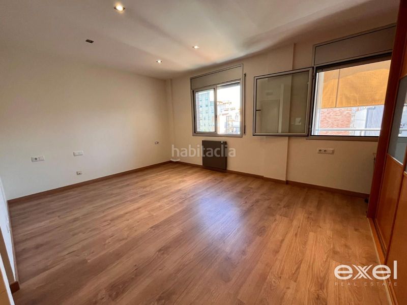 Foto e9d5fc25-68fd-4ca5-baf0-cbcbdf9576d4. Ático  dúplex de 4 habitaciones con terraza y parking en sant boi en Sant Boi de Llobregat