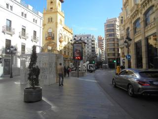 Local Comercial en Plaa real 1. Local comercial en pleno centro de castelln