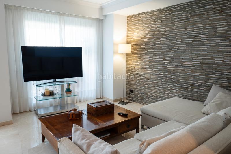 Foto e2d8f39a-d030-490e-8dd5-8ff9bade0a2f. Duplex with heating pool in El Grao Castellón de la Plana