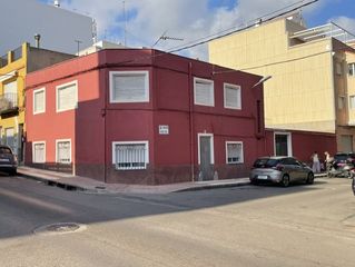 Maison jumelée  Carrer santa rita