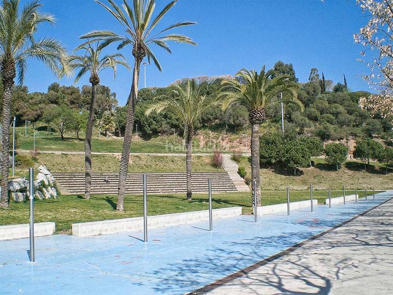 Foto 398a2b92-2b38-438b-a4f9-799b764a8e1e. Terreny residencial a carrer de pere martell 42 a Badalona