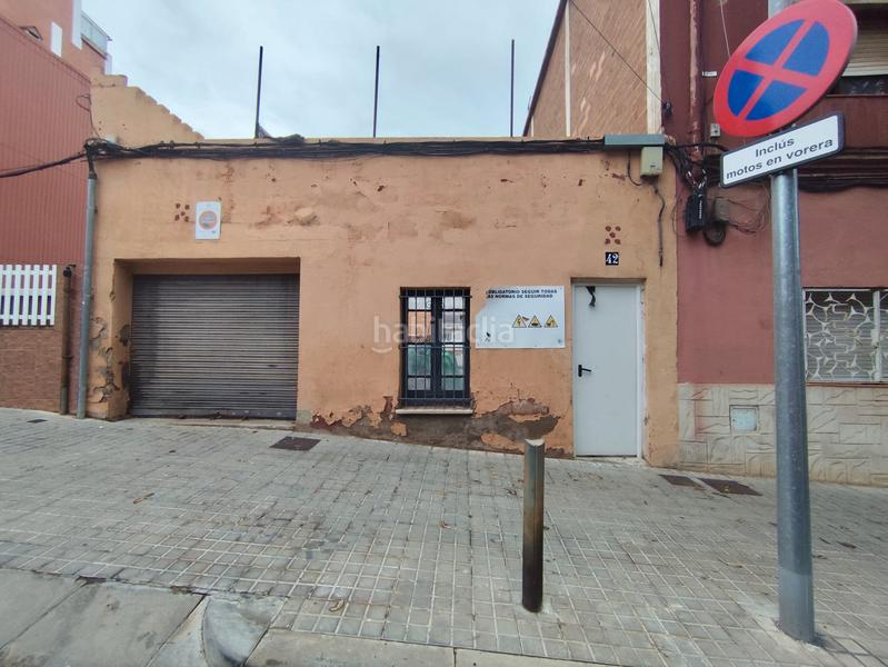 Foto ea898d5b-bcf5-431c-a056-b20d182879b0. Terreny residencial a carrer de pere martell 42 a Badalona