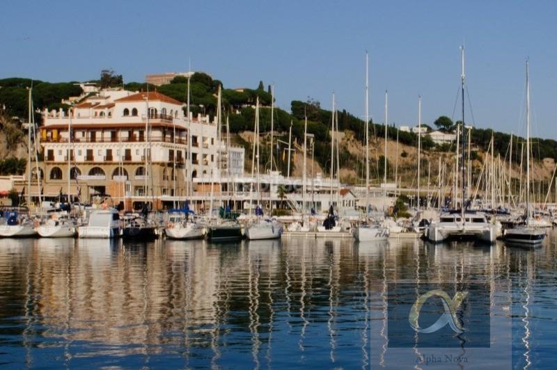 Foto 5de53d2d-c18a-4f8b-8494-a8b31131e2bb. Wohngrundstück in Zona alta Arenys de Mar