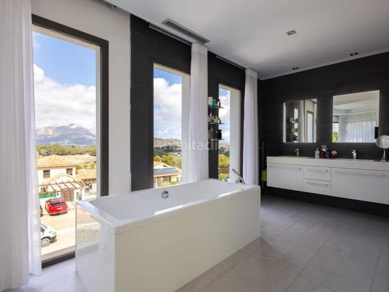 Foto 889fadb2-20d2-41d2-9c52-09216b44138a. Casa amb calefacció aparcament piscina a Cap Martí - El Tossalet - Pinomar Xàbia