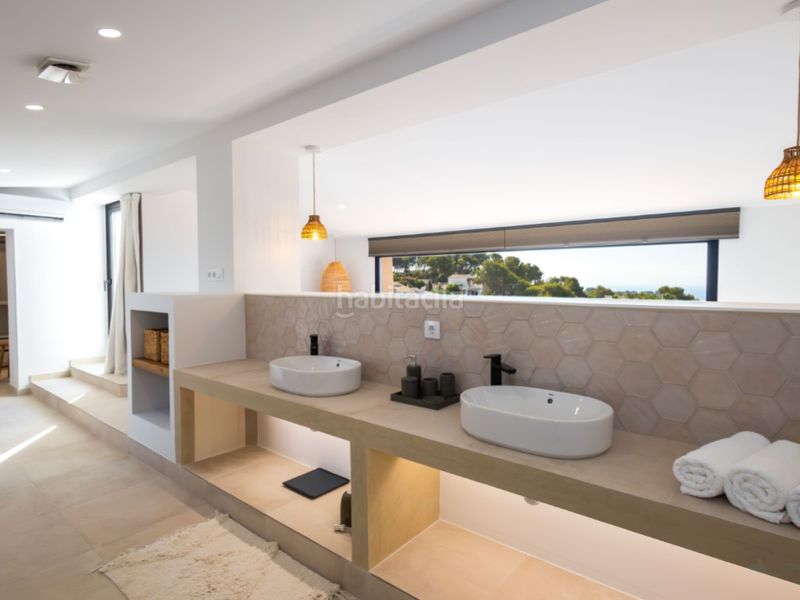 Foto 1a381e7e-96b5-42f1-90ce-03af7fb5025e. Casa amb calefacció aparcament piscina a La Granadella - Costa Nova Xàbia