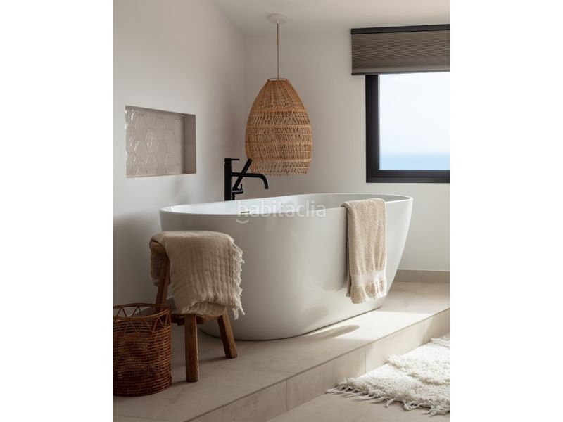 Foto 57443b36-3c43-4c2f-b074-5a13d1fa201b. Casa amb calefacció aparcament piscina a La Granadella - Costa Nova Xàbia