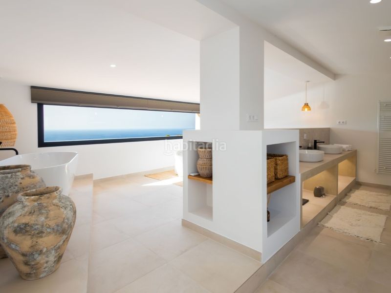 Foto 8d2b1614-56ce-4556-8f8d-44f4a32e059c. Casa amb calefacció aparcament piscina a La Granadella - Costa Nova Xàbia