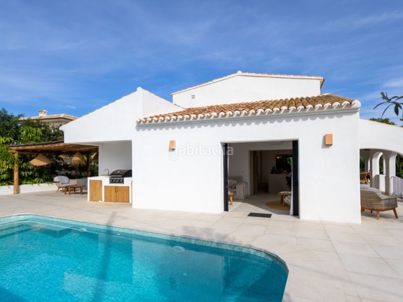 Foto 973329b5-64c7-463e-81f7-2a28a4718f09. Casa amb calefacció aparcament piscina a La Granadella - Costa Nova Xàbia