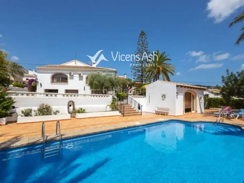 Foto f6d27315-5c28-4b74-b844-5ec76cf5a096. Casa amb aparcament piscina a Centro Ciudad Xàbia