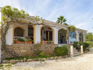 Casa  Truman capote, 19. Complejo de villas único con piscinas y vistas al montgó en jáve