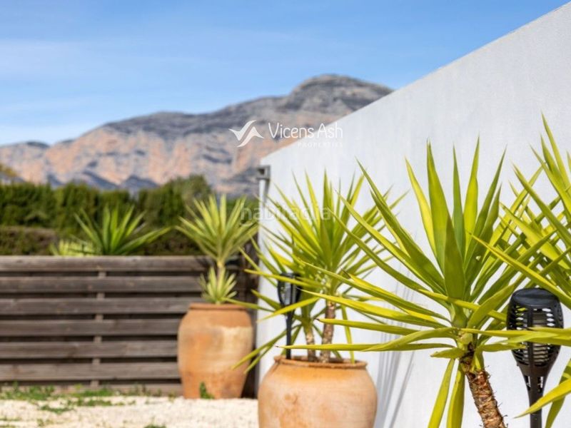 Foto a0f75bbb-98d3-46f3-b984-f5da821be6b2. Casa amb aparcament piscina a Partida Comunes-Adsubia Xàbia
