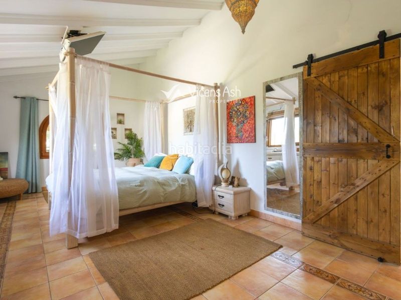 Foto b1d6c1e6-7ced-4647-a9b9-85089d2ea073. Casa amb aparcament piscina a Partida Comunes-Adsubia Xàbia