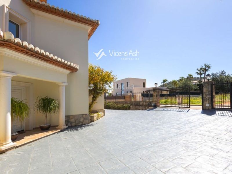 Foto 7e696dcf-d6e9-46a8-806e-e065af5a0909. Casa amb piscina a Partida Comunes-Adsubia Xàbia