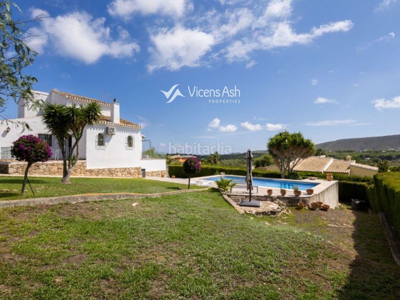 Foto 22f34dd8-8686-4346-92d8-f3074f26a288. Casa amb aparcament piscina a Partida Comunes-Adsubia Xàbia