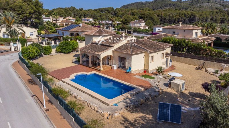 Foto f8c43a35-ccbf-41b7-a77f-b6dc49703d21. Casa amb calefacció a Partida Comunes-Adsubia Xàbia