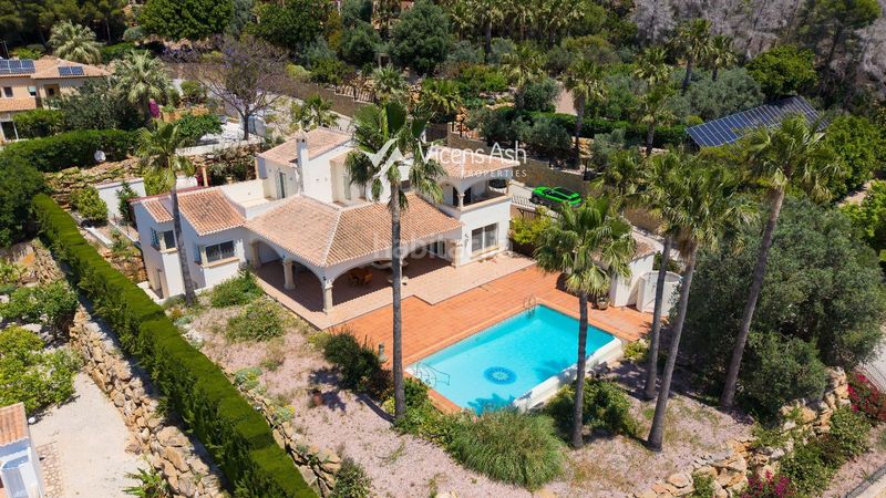 Foto 5cde6acb-e2c6-4d41-8607-1e4a02e837f3. Casa amb calefacció aparcament piscina a Montgó - Ermita Xàbia