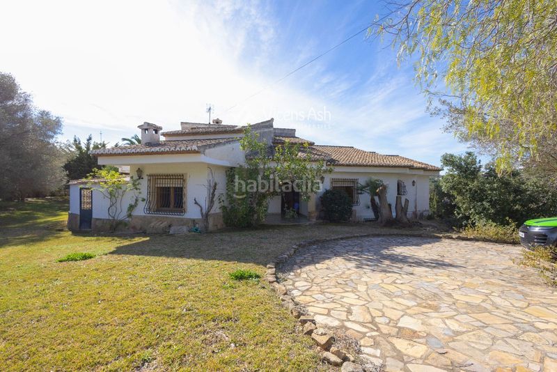 Foto fdf9d324-1e01-44db-9ff5-4bed710c76fd. Casa amb calefacció aparcament piscina a Partida Comunes-Adsubia Xàbia