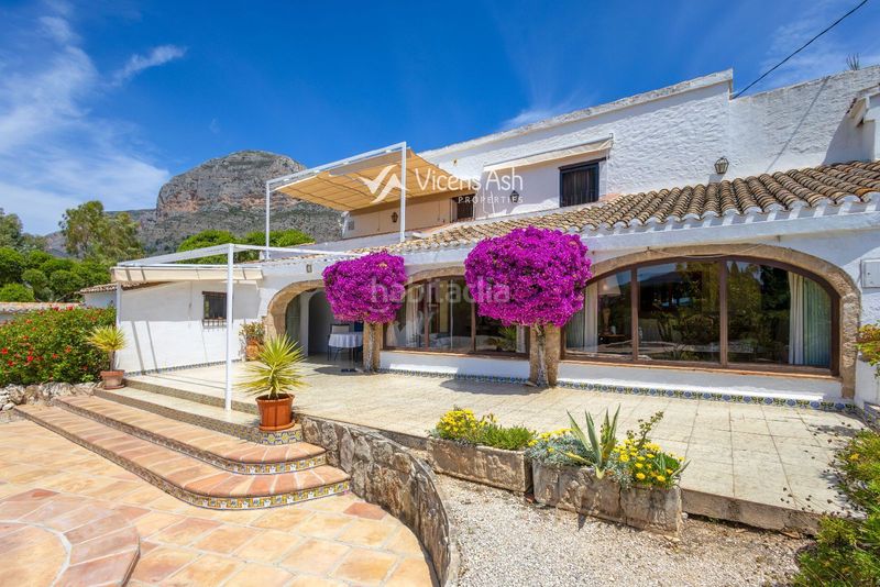 Foto e4a4e489-bc35-43e5-8a5d-11ba5c61bd52. Casa amb aparcament piscina a Partida Tosal - Zona dels Castellans Xàbia