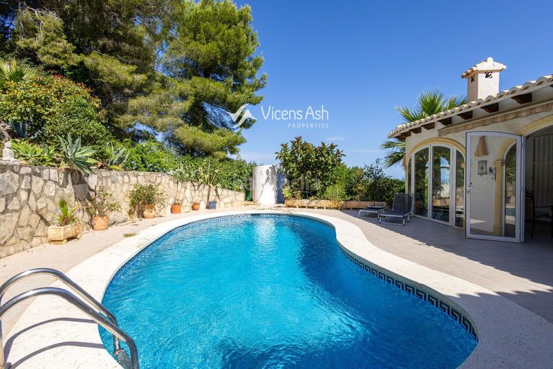 Foto ded20cfc-dcbd-41bb-91c4-cb09875e1db5. Casa amb calefacció aparcament piscina a La Sella Pedreguer