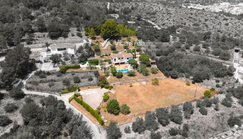 Foto 0837a678-cb87-4305-af99-befebbb70913. Casa amb calefacció piscina a Gata de Gorgos