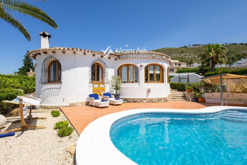 Foto 4b6228f2-0186-4e41-800d-32378dc341d5. Casa amb calefacció aparcament piscina a Els Calistros - L´Assagador Poble Nou de Benitatxell (el)