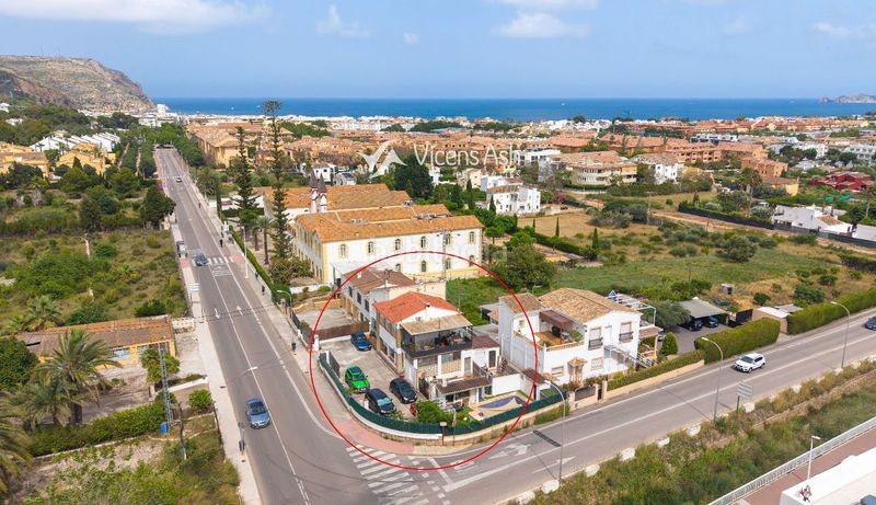 Foto ab818148-5146-4080-b4da-005e46ce51c9. Apartament amb aparcament a Centro Ciudad Xàbia
