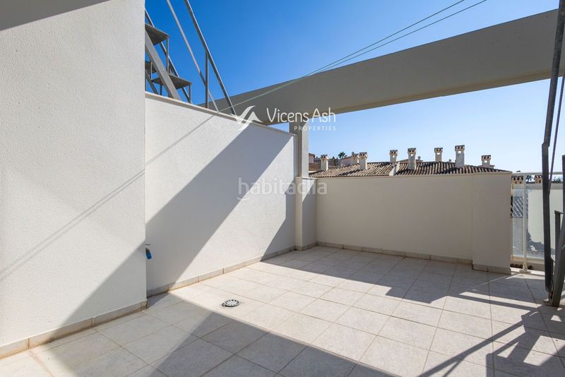 Foto 0fde0cf6-c60a-4e95-9753-301b42f39cb0. Casa a schiera con riscaldamento parcheggio piscina in Xàbia