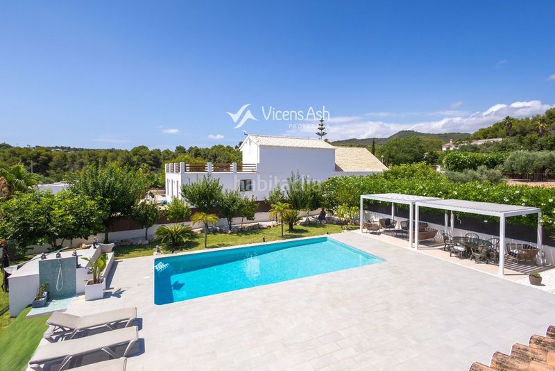 Foto 451069d8-2447-41f5-81b9-d9ae9050b9f5. Casa amb piscina a Partida Comunes-Adsubia Xàbia