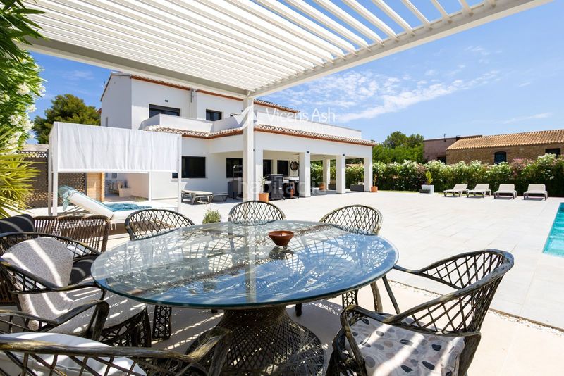 Foto 4aea603a-492c-4701-9f9f-601a90967215. Casa amb piscina a Partida Comunes-Adsubia Xàbia