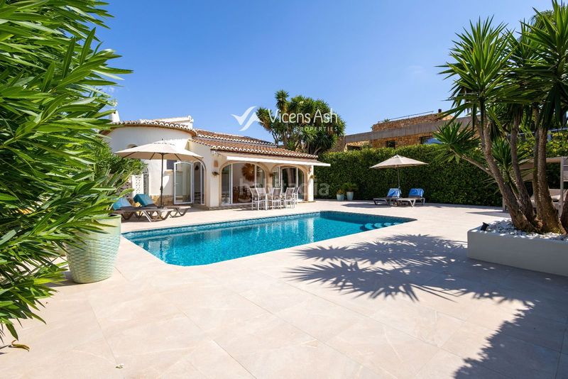 Foto edce0fc5-ca19-4d98-9ded-59913edb3ae4. Casa amb calefacció aparcament piscina a Cap Martí - El Tossalet - Pinomar Xàbia