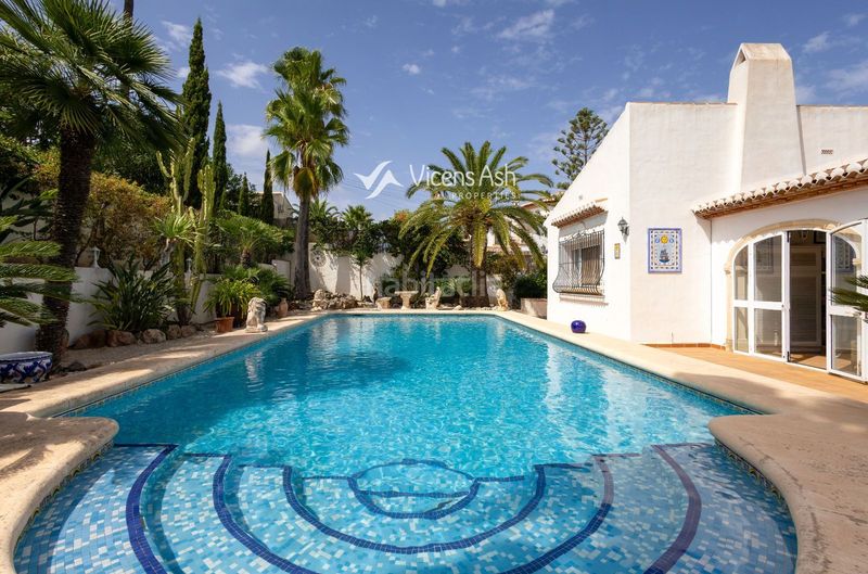 Foto f986fbf3-80dc-415c-a326-f86361748c04. Casa amb calefacció aparcament piscina a Cap Martí - El Tossalet - Pinomar Xàbia