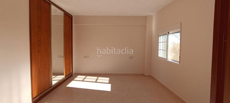 Foto 664b07a8-95d4-43fd-8e02-a30486c5f2f0. Chalet con piscina in Fontcalent Alicante