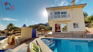Chalet en Pueblo Acantilado-Lanuza. Chalet en venta en campello e, 4 dormitorios.