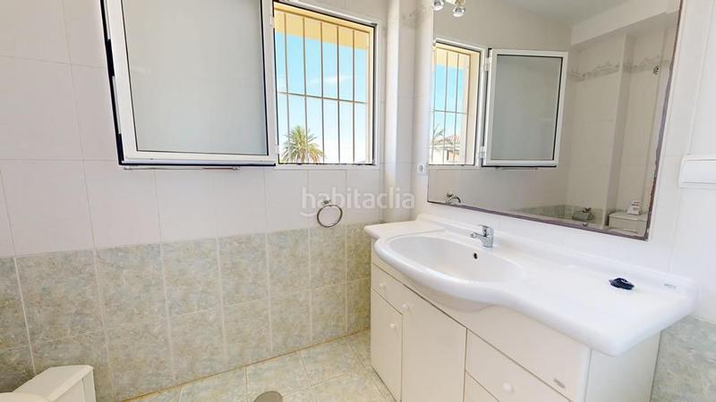 Foto 273a6aeb-4a20-4f2b-b0de-efe42f1676de. Chalet avec chauffage parking piscine dans Pueblo Acantilado-Lanuza Campello (el)