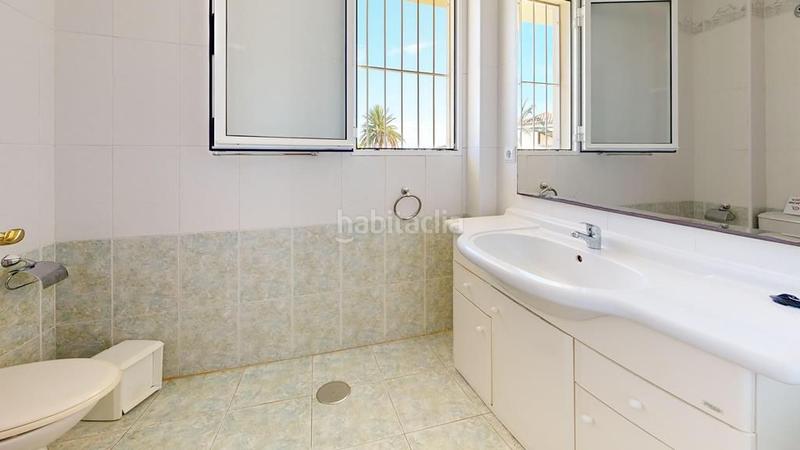 Foto 75ebc694-2742-42ed-bfe2-3e28abc53579. Chalet avec chauffage parking piscine dans Pueblo Acantilado-Lanuza Campello (el)