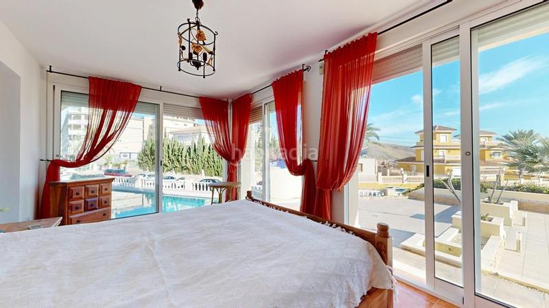 Foto ab8a45d8-24b7-465c-8ca1-ed6146d8a388. Chalet avec chauffage parking piscine dans Pueblo Acantilado-Lanuza Campello (el)