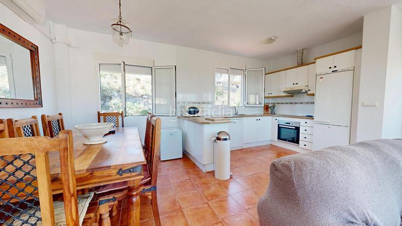 Foto e0a0603b-6c35-40a9-898e-b95d9bbaeabb. Chalet avec chauffage parking piscine dans Pueblo Acantilado-Lanuza Campello (el)