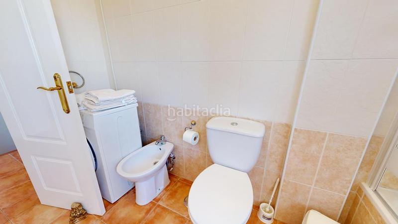 Foto f3c24d7f-7c17-43dd-bdd7-1e8ffd69aec7. Chalet avec chauffage parking piscine dans Pueblo Acantilado-Lanuza Campello (el)