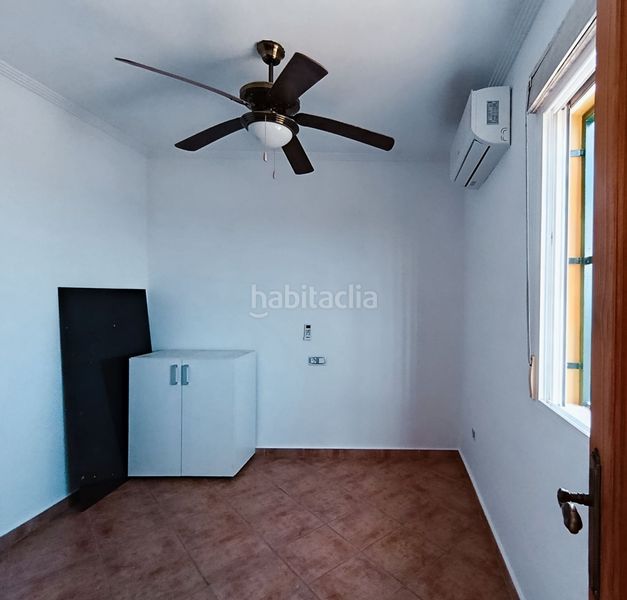 Foto 4206c051-f77a-449e-be58-bbb3dd5672ff. Xalet amb piscina a Bonalba-Cotoveta Mutxamel
