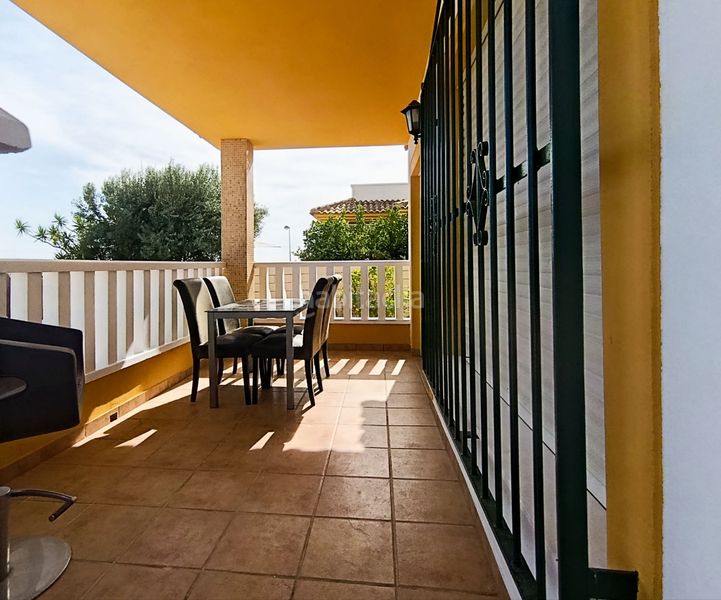 Foto 4fb4c4f7-3927-453d-903f-b3b5985ce740. Xalet amb piscina a Bonalba-Cotoveta Mutxamel